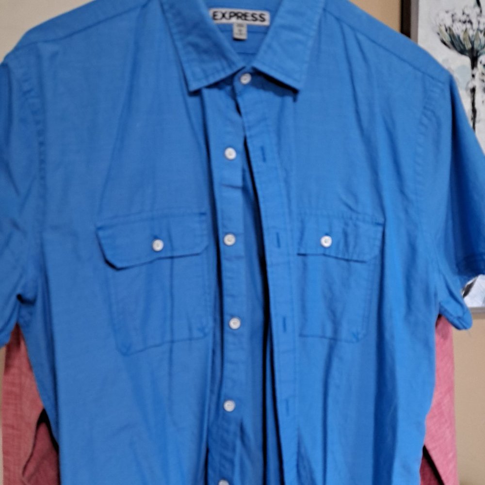 Express short sleeve Large shirt
